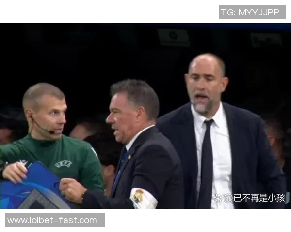 欧冠经典对决:皇马与AC米兰激战成平局乌龙球成比赛转折点