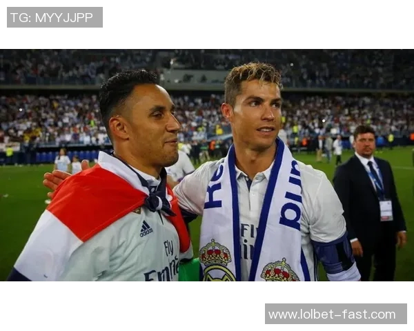 中超精彩对决尤文图斯大胜里昂逆转瞬间点燃全场激情