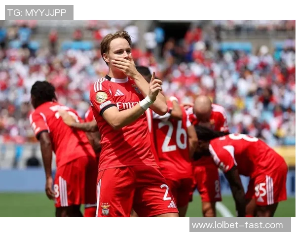 德甲经典对决利物浦逆转拜仁上演历史冷门引爆全场热情