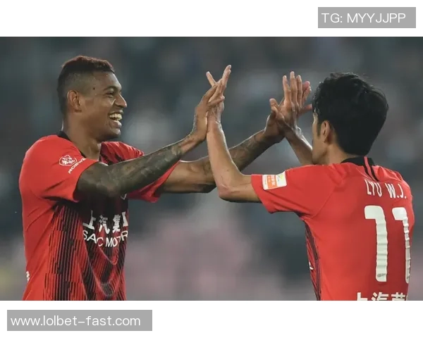 中超激战波尔图大胜AC米兰六球逆转全场沸腾瞬间回顾