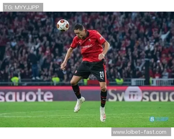 友谊赛曼联与尤文图斯激战成平局帽子戏法引发全场热潮